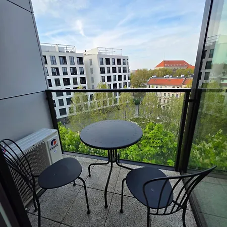 Riverside Luxury Old Town Wifi * Vratislav